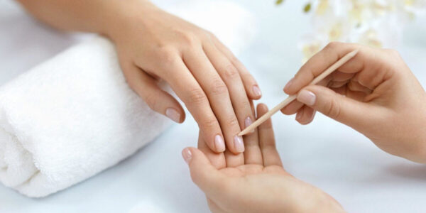 Manicure klasyczny